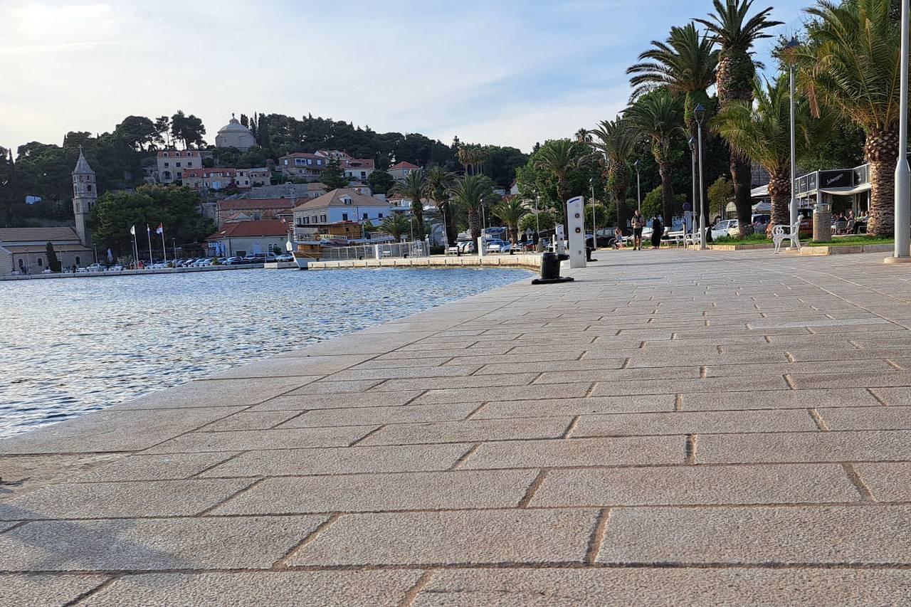 Cavtat promenade