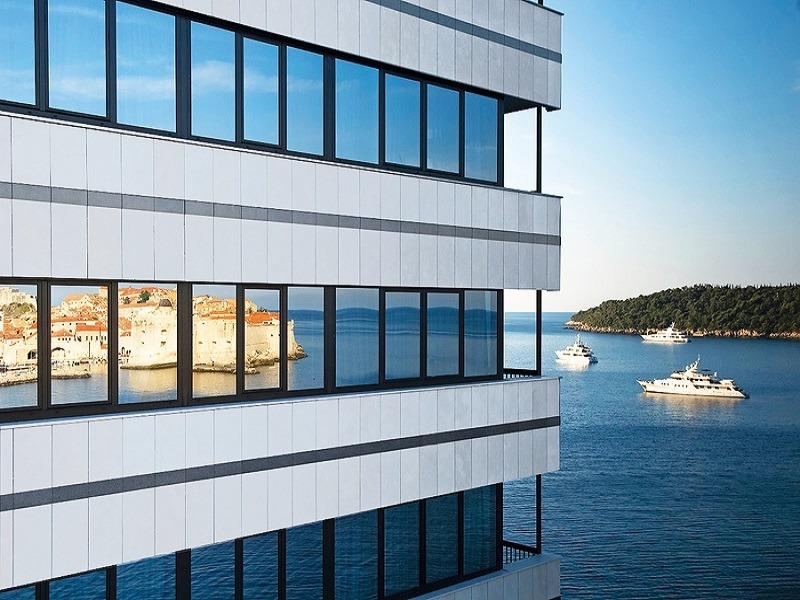 Hotel Excelsior – premium exteriors