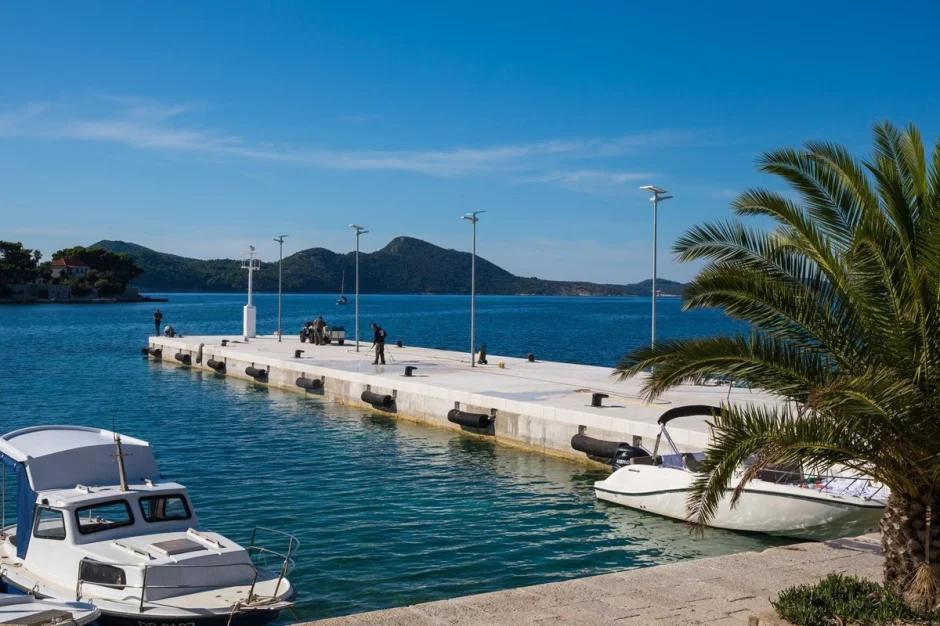 Koločep jetty